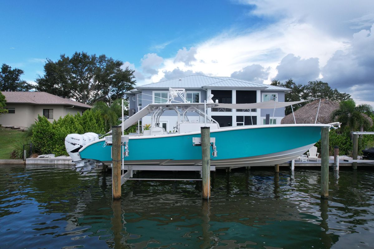2009 Yellowfin 42 