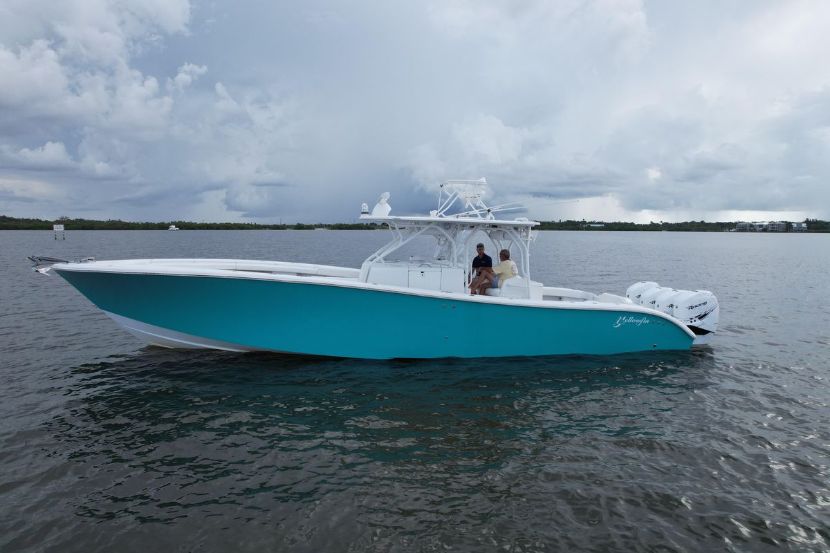 2009 Yellowfin 42 