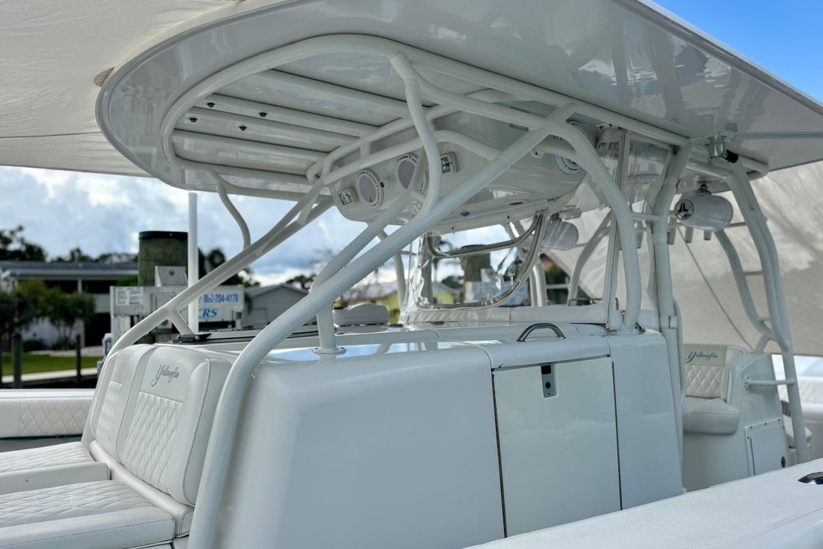 2009 Yellowfin 42 