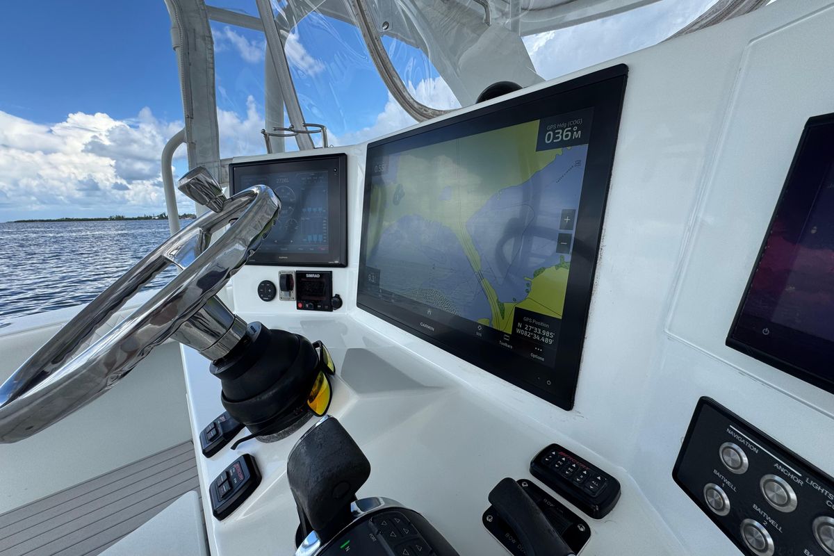 2009 Yellowfin 42 