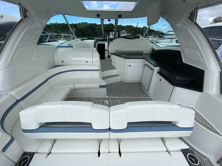  Yacht Photos Pics Interior of a luxurious 2018 Formula 45 Yacht.