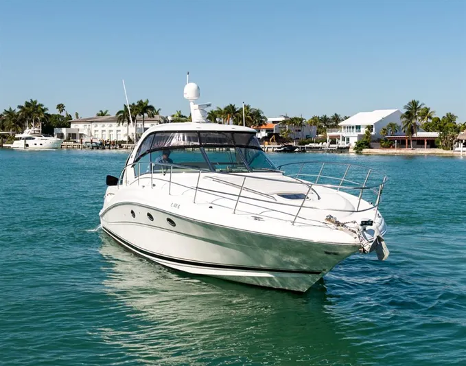 Ta Linda Yacht Photos Pics 