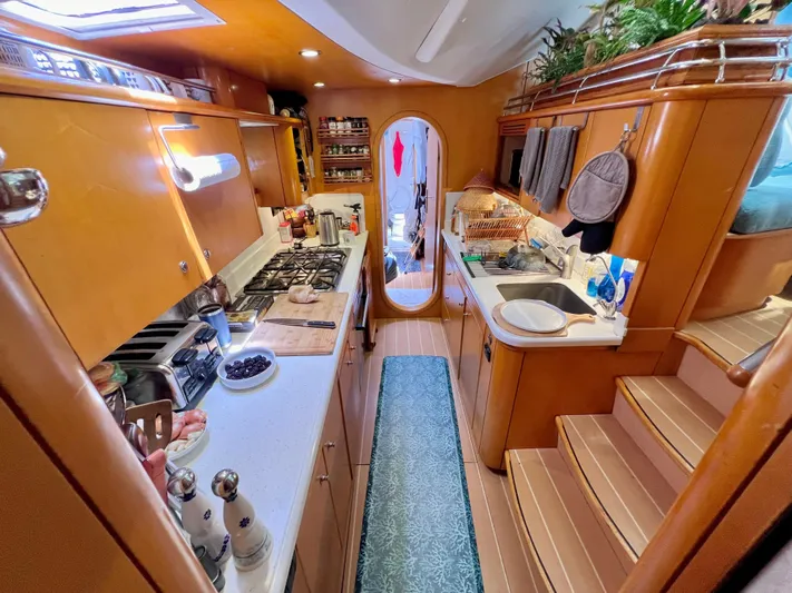 Kelea Yacht Photos Pics 