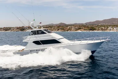 Hatteras 65 Enclosed Bridge