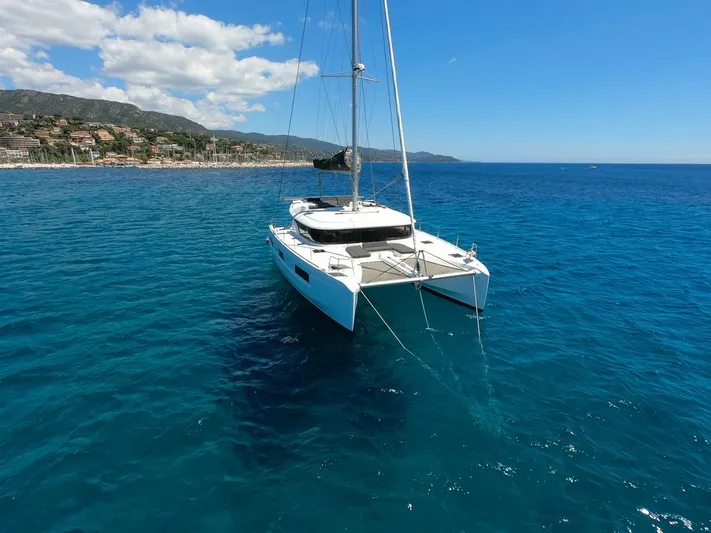 Yoff Yacht Photos Pics 