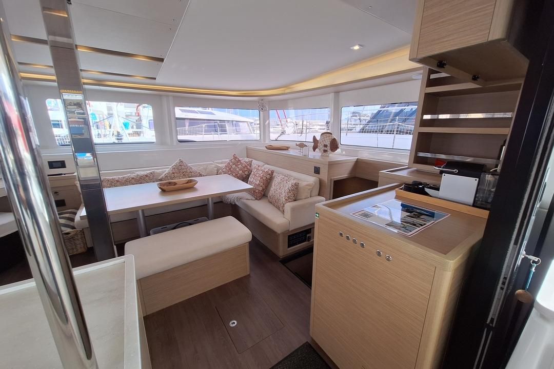 2023 Lagoon 45 