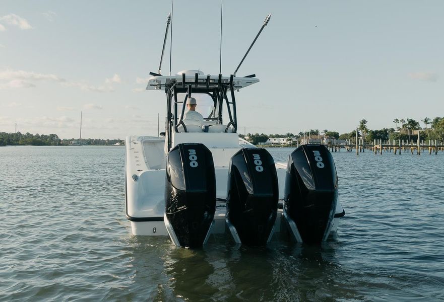 2021 Yellowfin 34 Offshore