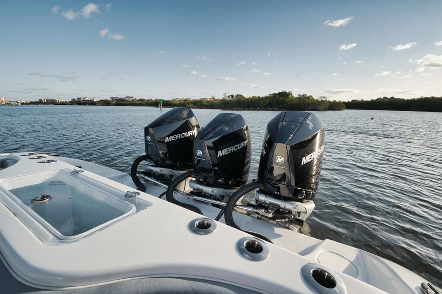 2021 Yellowfin 34 Offshore