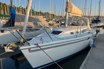 Catalina 320
