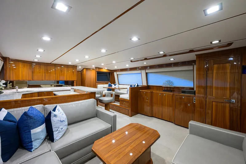Bacchus Yacht Photos Pics Viking 72 Bacchus - Interior Salon
