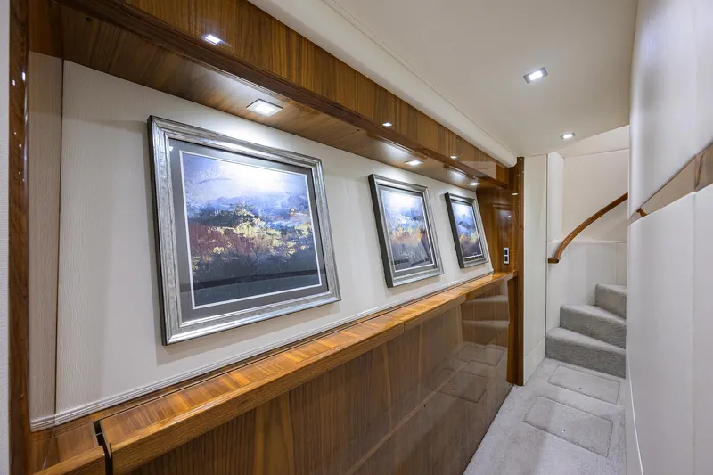 Bacchus Yacht Photos Pics Viking 72 Bacchus - Interior Companionway