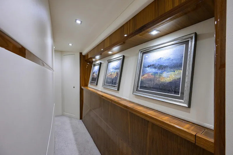 Bacchus Yacht Photos Pics Viking 72 Bacchus - Interior Companionway