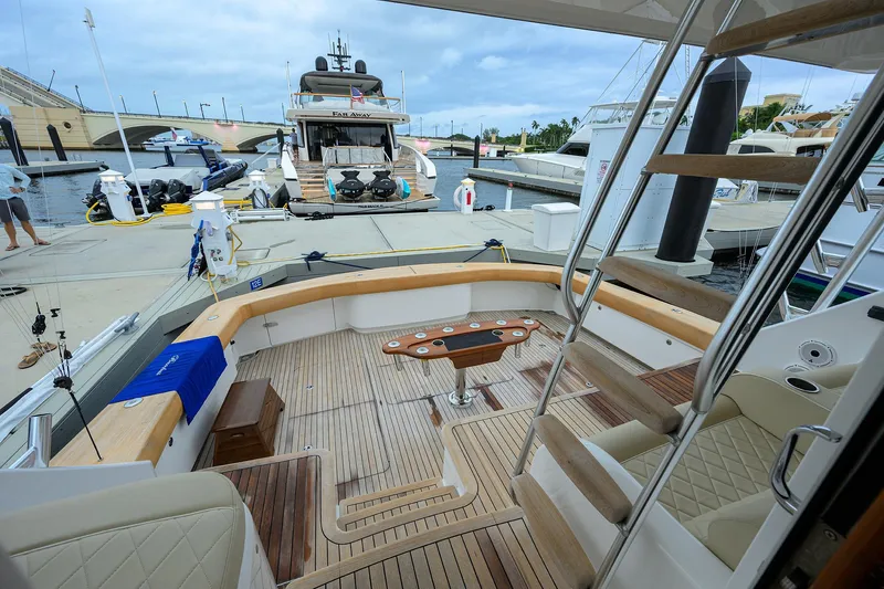 Bacchus Yacht Photos Pics Viking 72 Bacchus - Exterior Cockpit