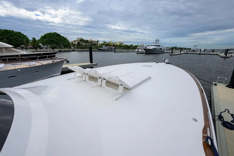 Bacchus Yacht Photos Pics Viking 72 Bacchus - Exterior Bow