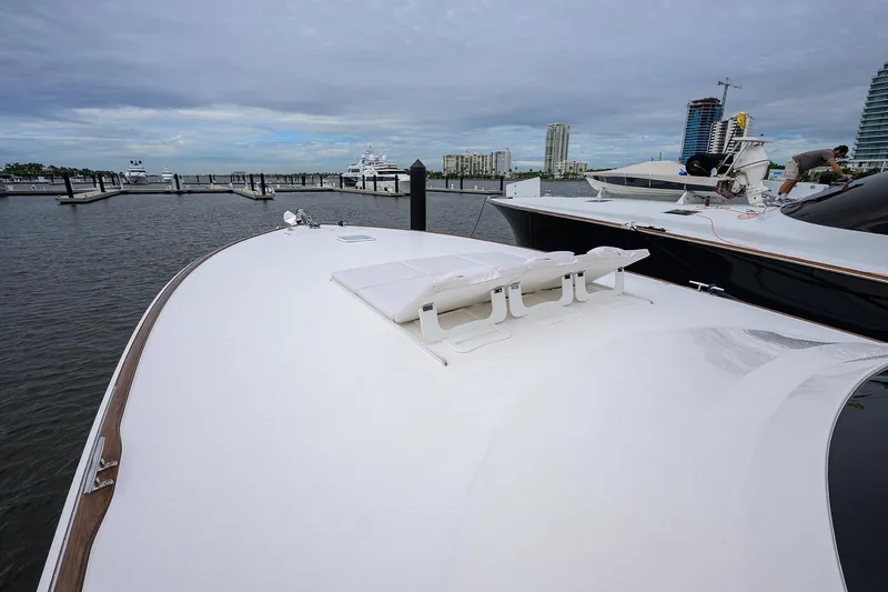 Bacchus Yacht Photos Pics Viking 72 Bacchus - Exterior Bow