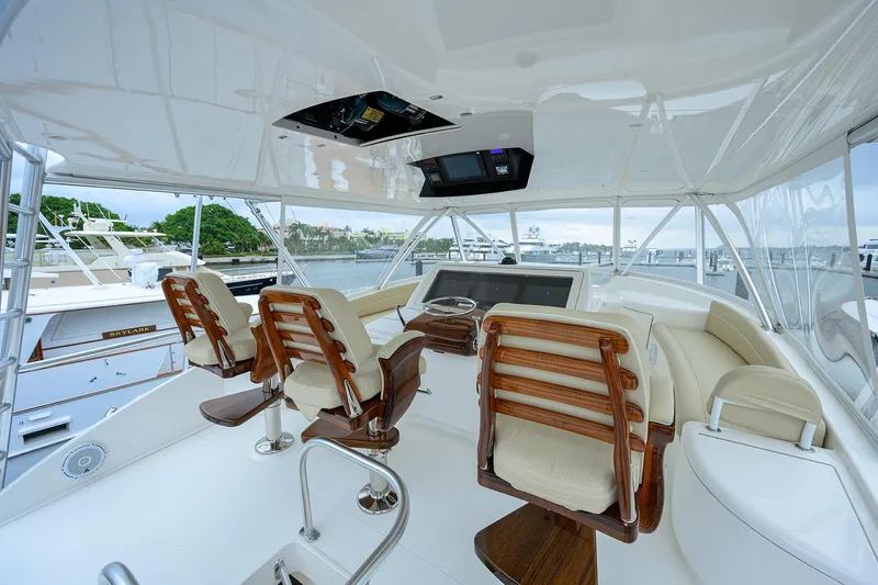 Bacchus Yacht Photos Pics Viking 72 Bacchus - Exterior Flybridge