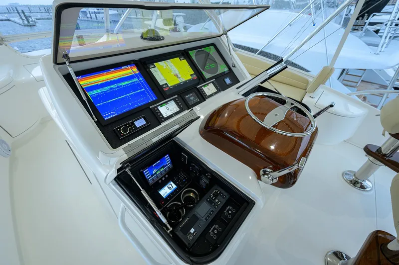 Bacchus Yacht Photos Pics Viking 72 Bacchus - Exterior Flybridge