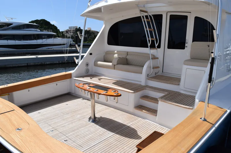 Bacchus Yacht Photos Pics Viking 72 Bacchus - Exterior Cockpit