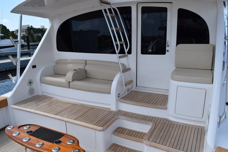 Bacchus Yacht Photos Pics Viking 72 Bacchus - Exterior Cockpit