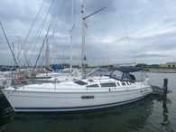 2000 Hunter 410