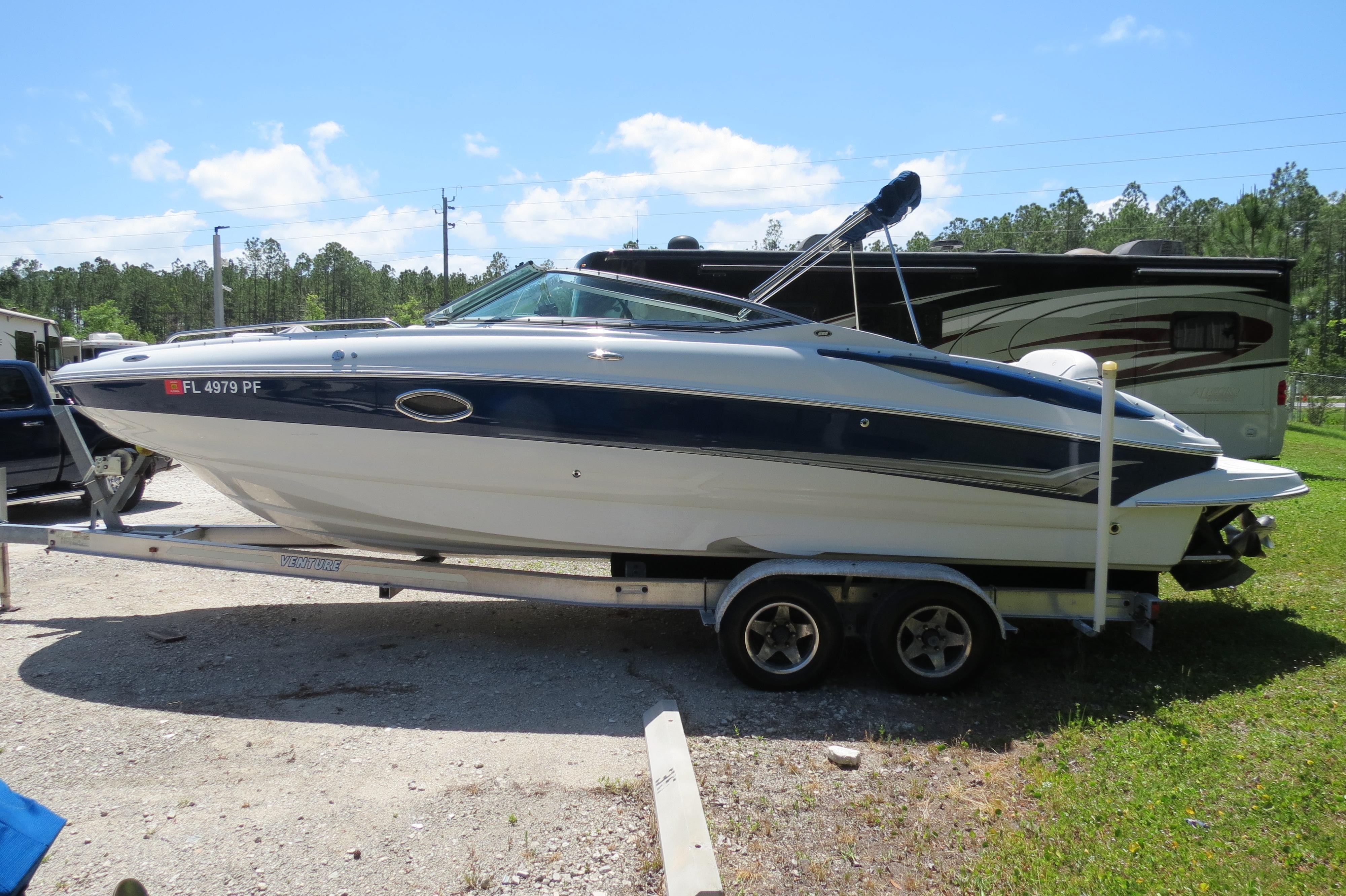 2006 Crownline 262 EX Deck for sale - YachtWorld