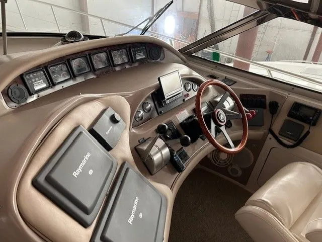 Some Like It Hott II Yacht Photos Pics Helm