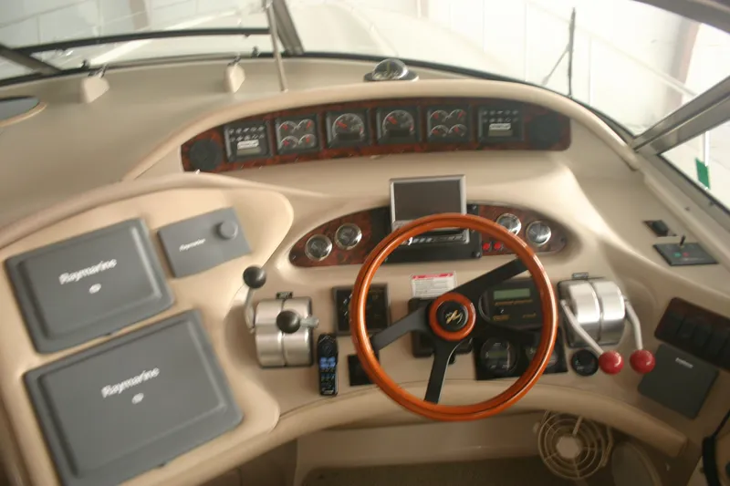 Some Like It Hott II Yacht Photos Pics Helm