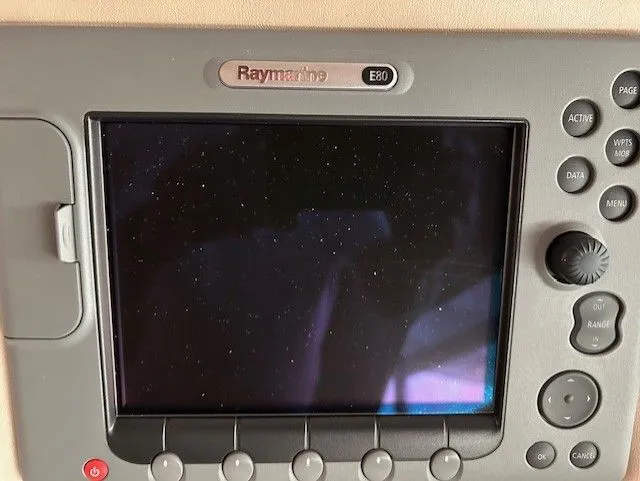 Some Like It Hott II Yacht Photos Pics Raymarine E80.