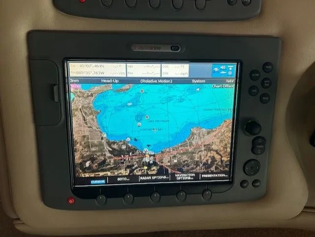 Some Like It Hott II Yacht Photos Pics GPS E120