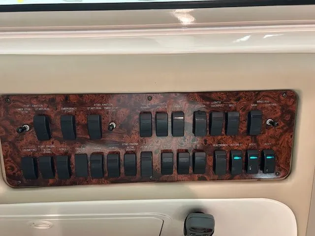 Some Like It Hott II Yacht Photos Pics Control Panel