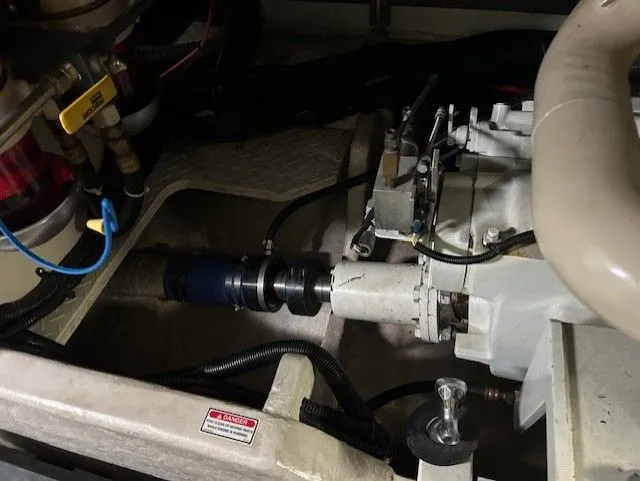 Some Like It Hott II Yacht Photos Pics 