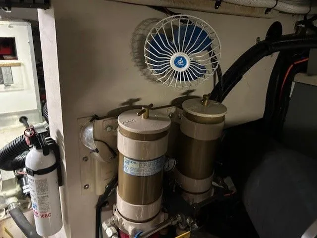 Some Like It Hott II Yacht Photos Pics Port Fuel Filters