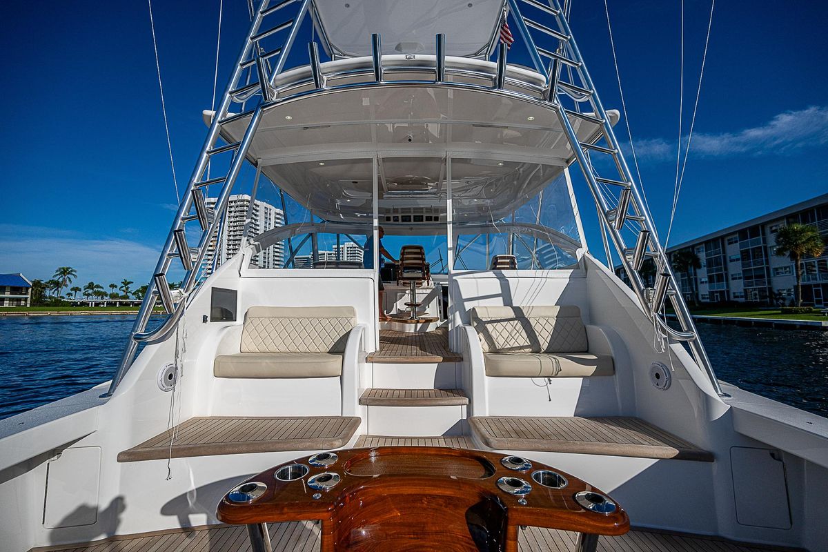 2023 Viking 54 