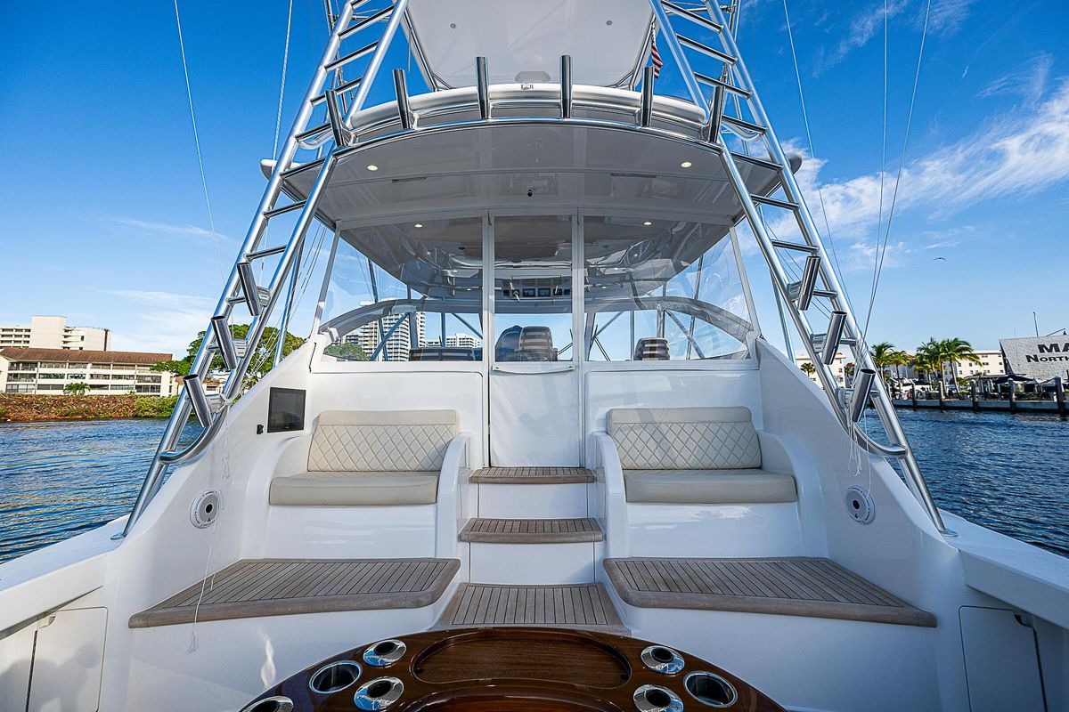 2023 Viking 54 