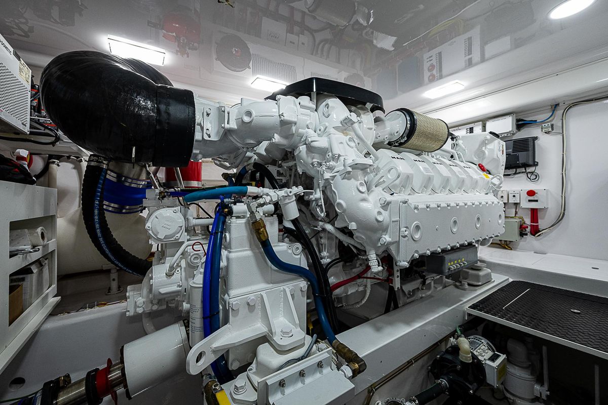 2023 Viking 54 