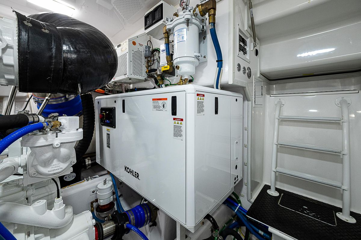 2023 Viking 54 