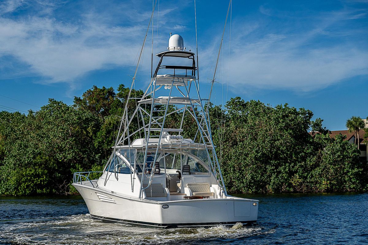 2023 Viking 54 