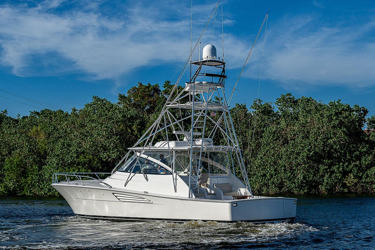 2023 Viking 54 