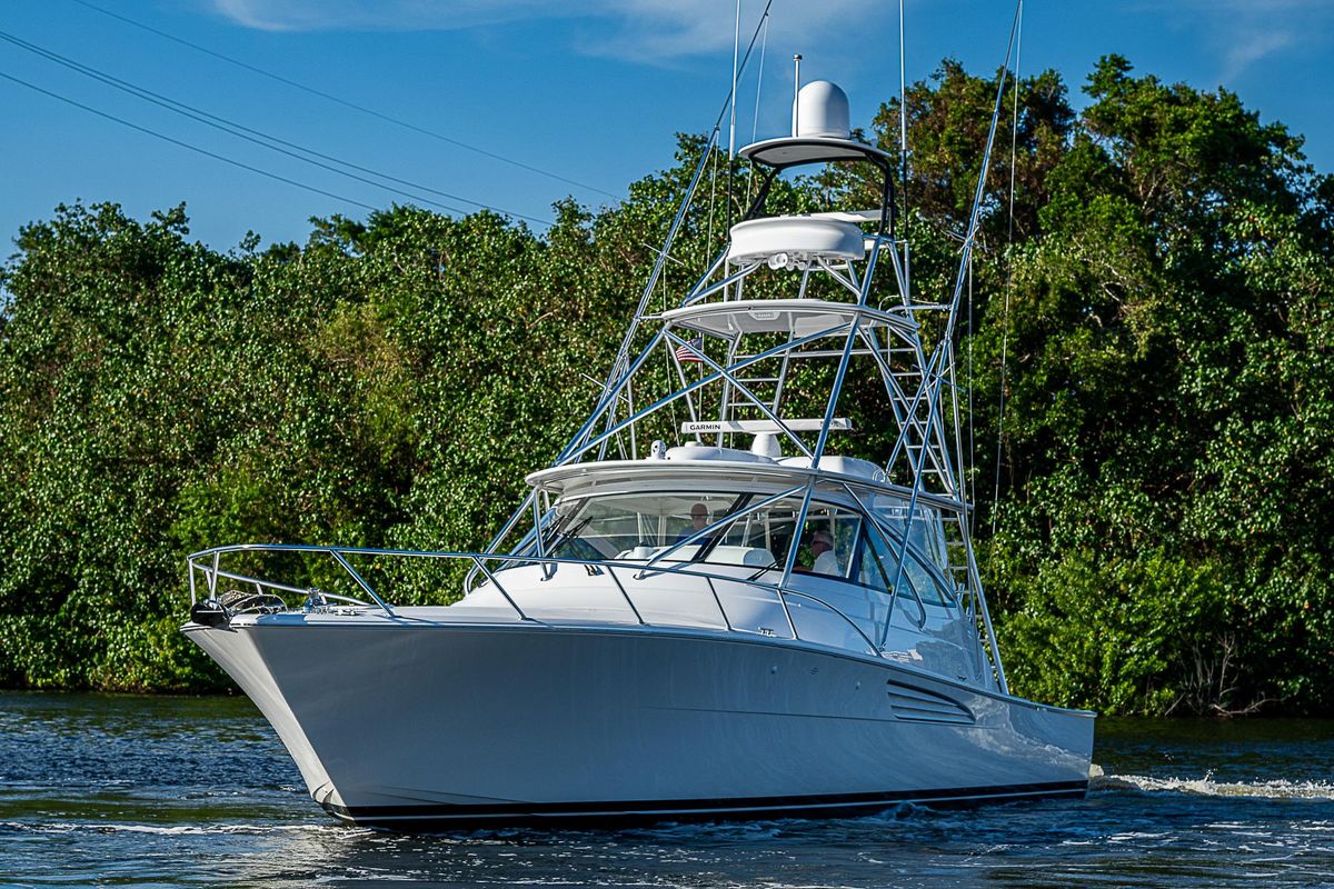 2023 Viking 54 
