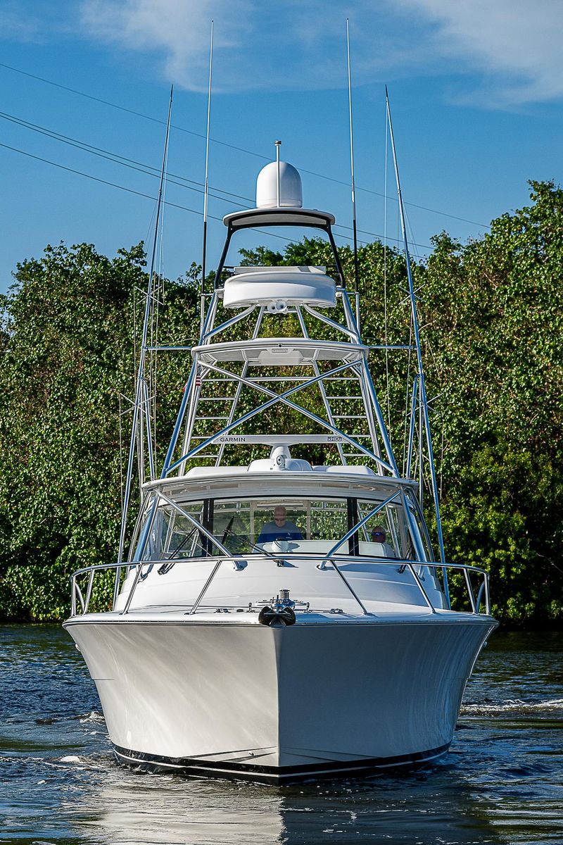 2023 Viking 54 