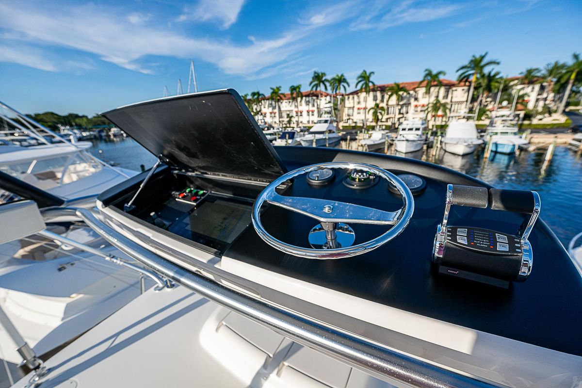 2023 Viking 54 