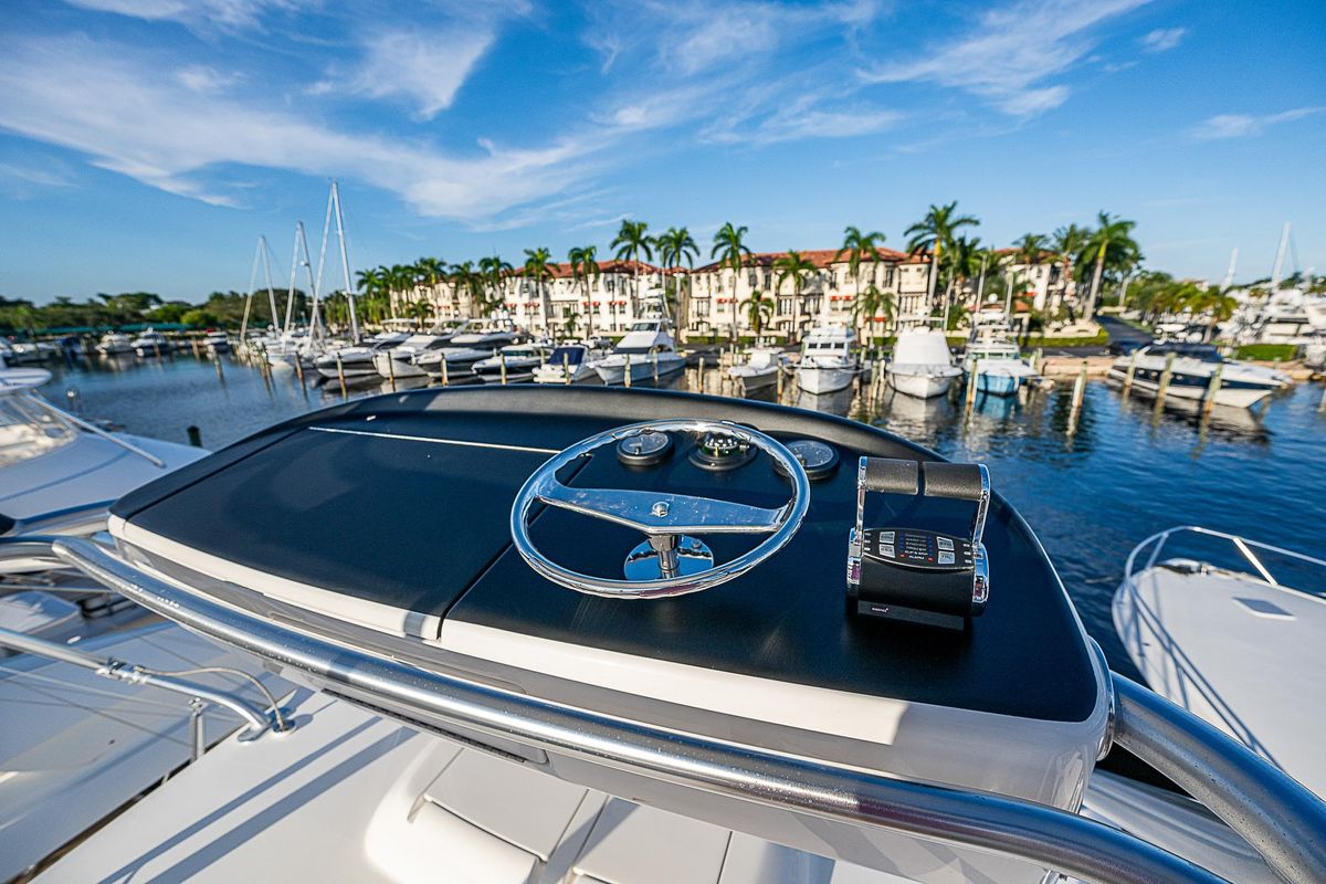 2023 Viking 54 