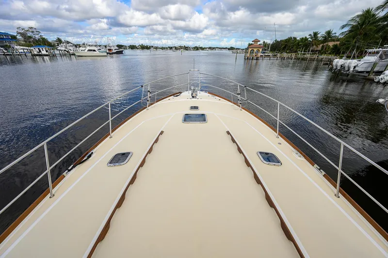 Bella Yacht Photos Pics 