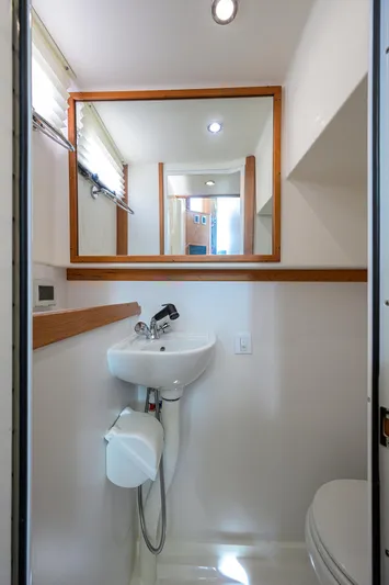 Bella Yacht Photos Pics 