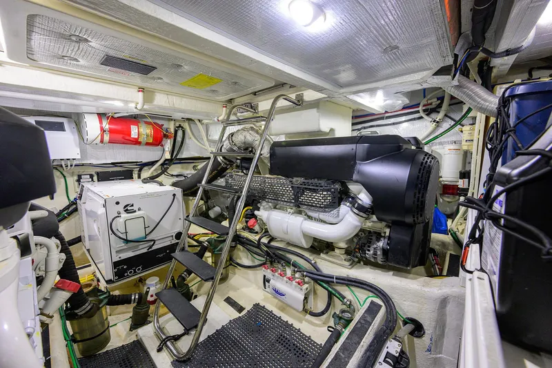 Bella Yacht Photos Pics 