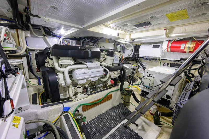 Bella Yacht Photos Pics 