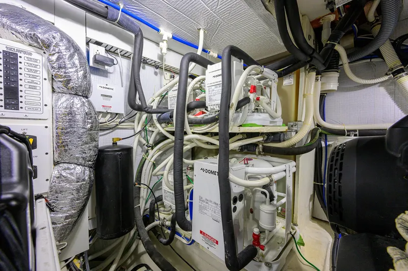 Bella Yacht Photos Pics 