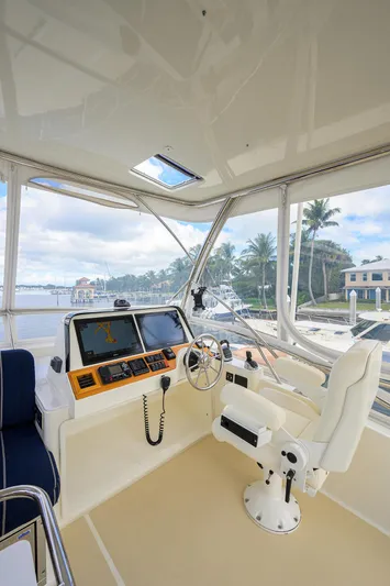 Bella Yacht Photos Pics 