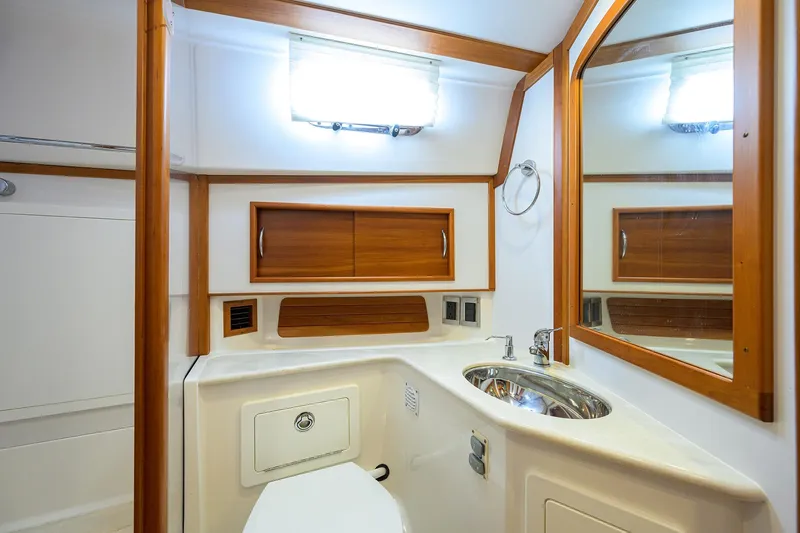 Bella Yacht Photos Pics 