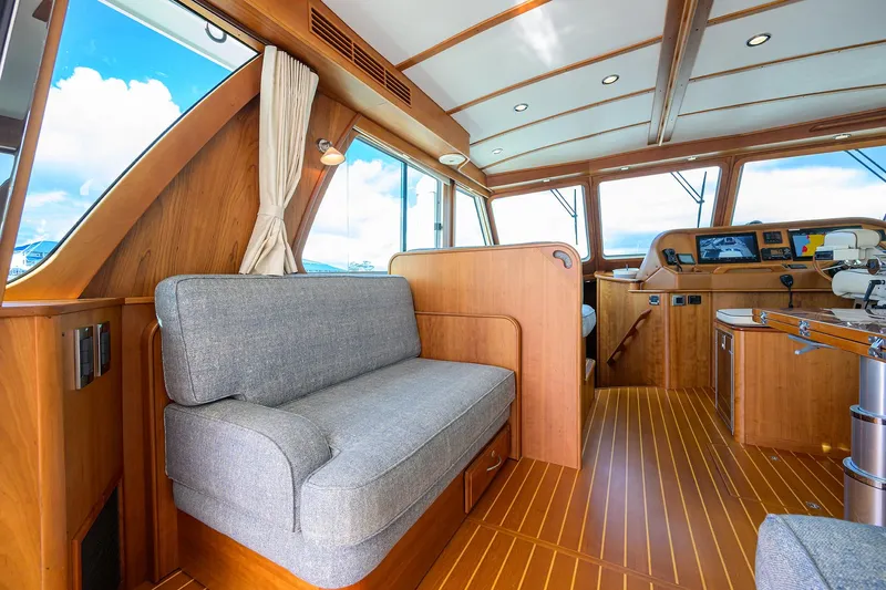 Bella Yacht Photos Pics 